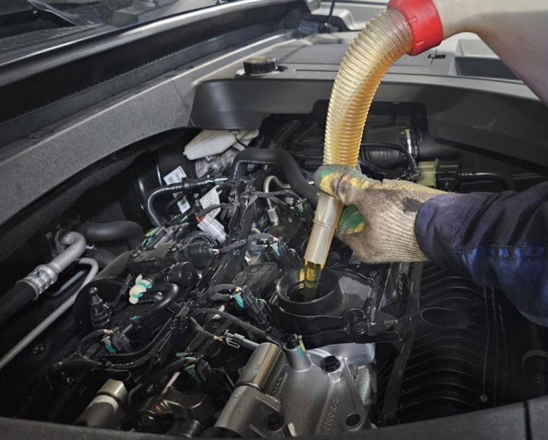 замена моторного масла джили тугелла