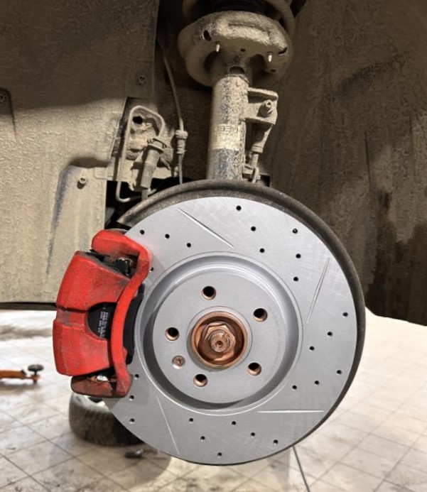 Замена тормозных дисков джили тугела