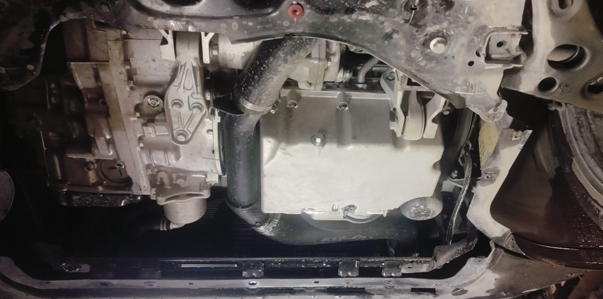 Замена масла в двигателе Geely Atlas