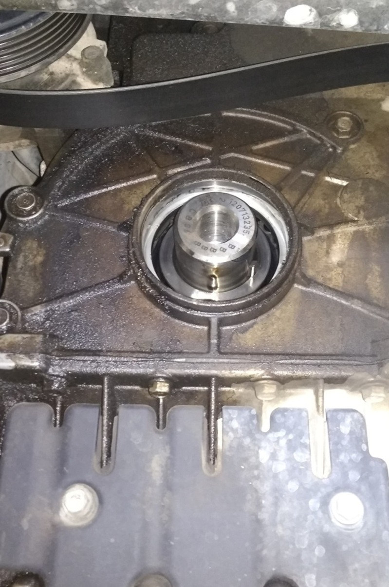 Замена переднего сальника коленвала Geely Atlas