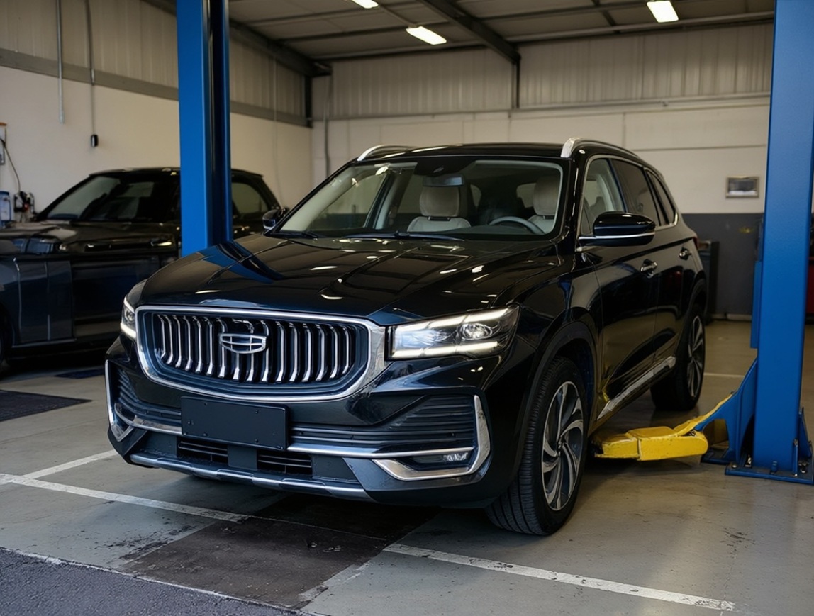 Geely Monjaro в процессе замены заднего сальника коленвала в автотехцентре