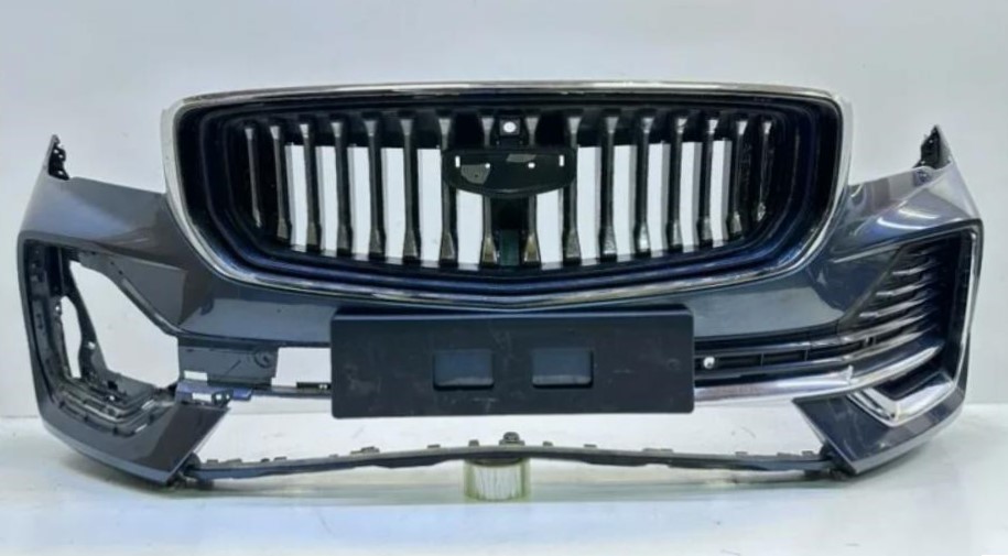 новый бампер джили