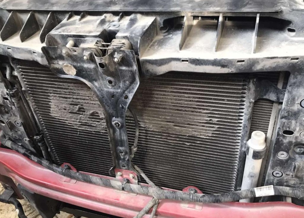 радиатор джили