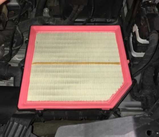 воздушный фильтр двигателя