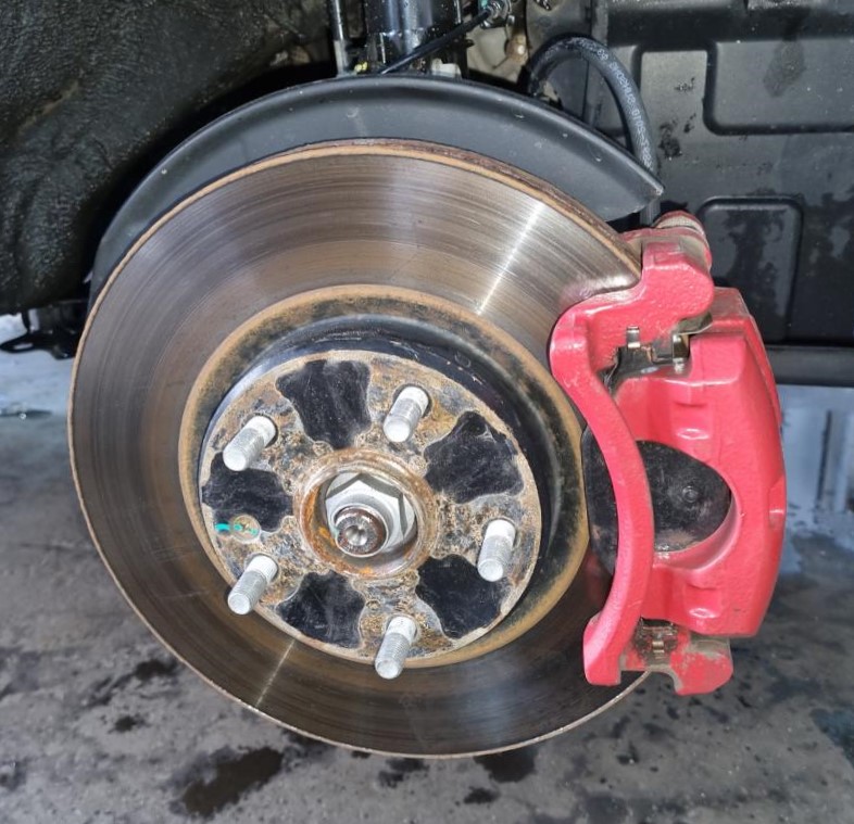 замена суппорта Джили